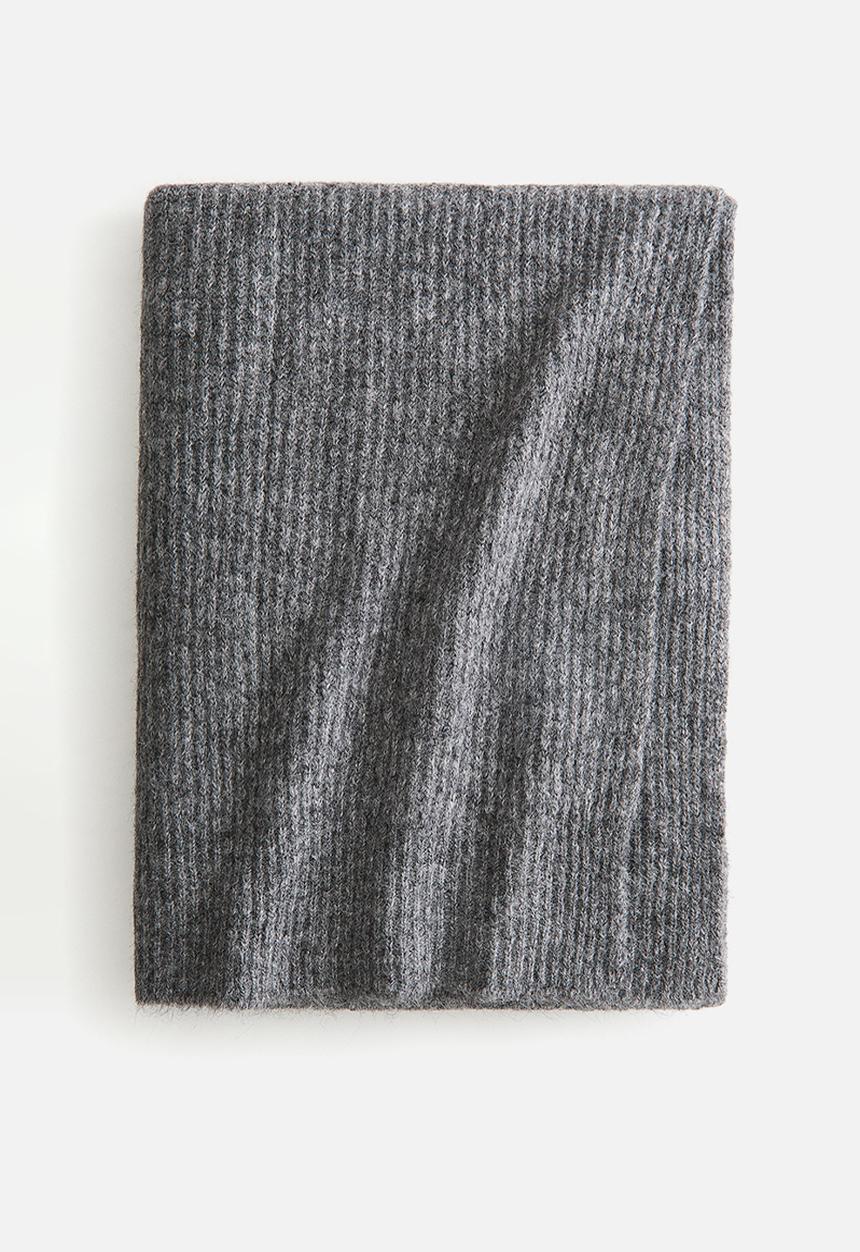 H&M - Rib-knit blanket - grey