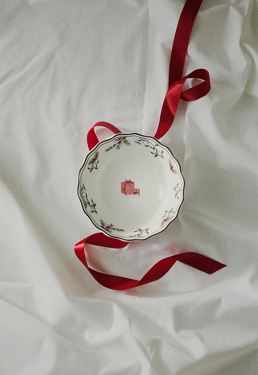 H&M - Small porcelain bowl - White Patterned
