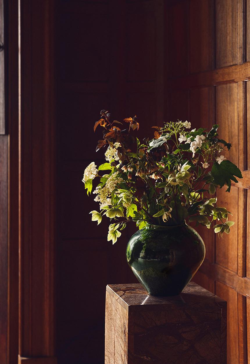 H&M - Large irregular stoneware vase - dark green