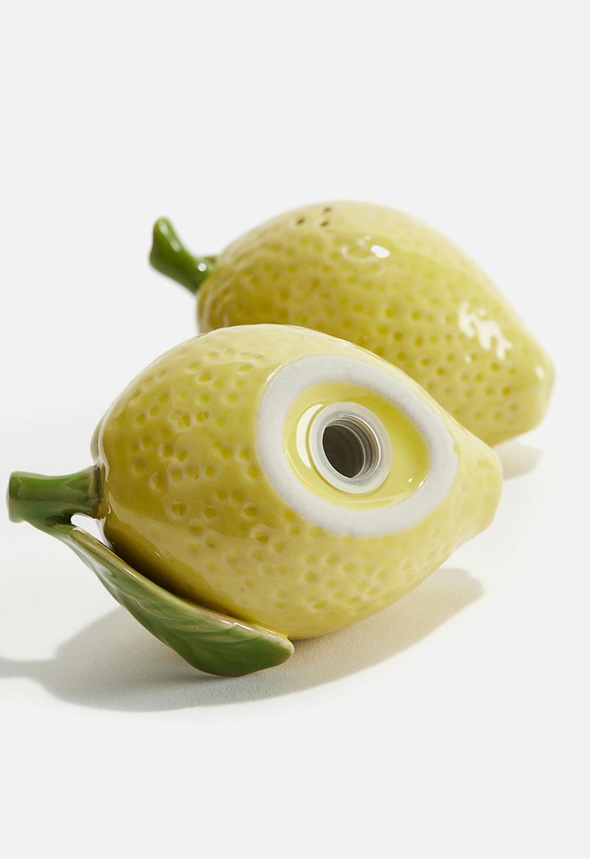 H&M - Stoneware salt and pepper shakers - yellow lemon