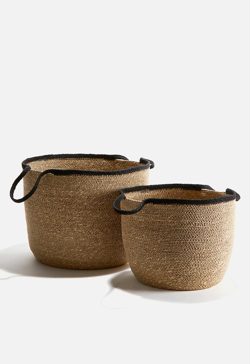 H&M - Round seagrass storage basket - brown & black