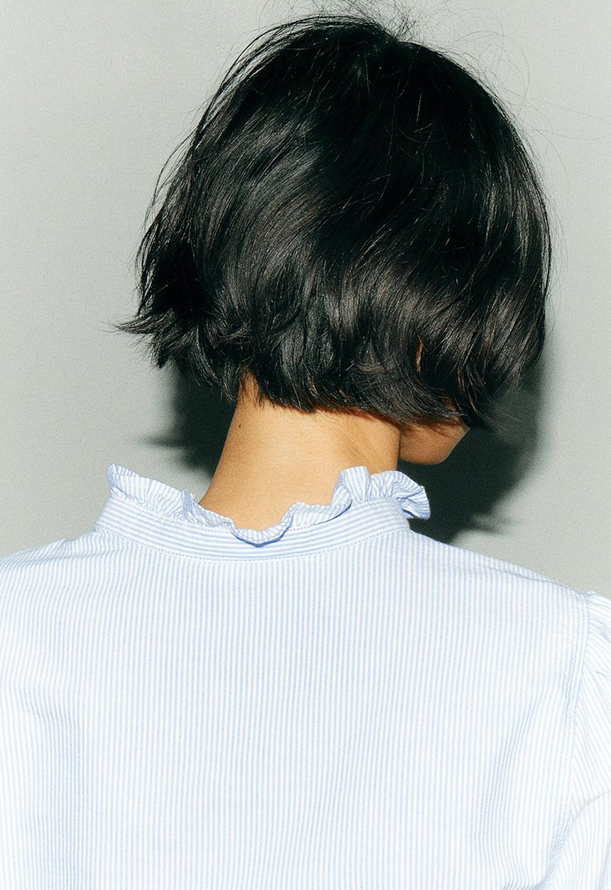H&M - Frill-trimmed oxford blouse - blue & striped