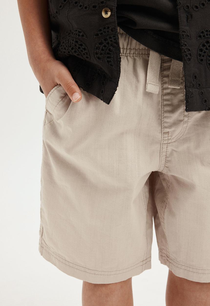 Cotton On - Eric easy short - stone texture