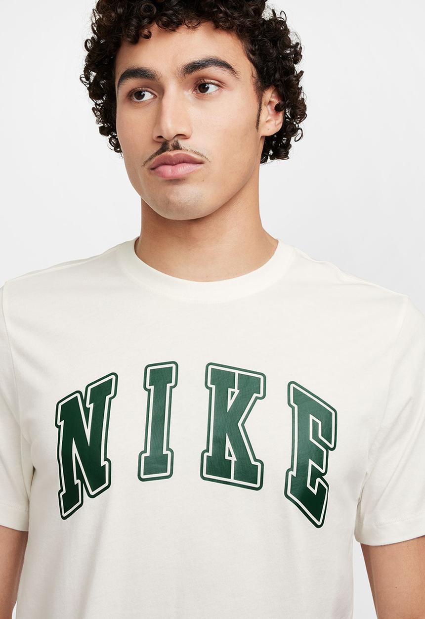 Nike - Nike Sportswear Seasonal Club Tee - Sail