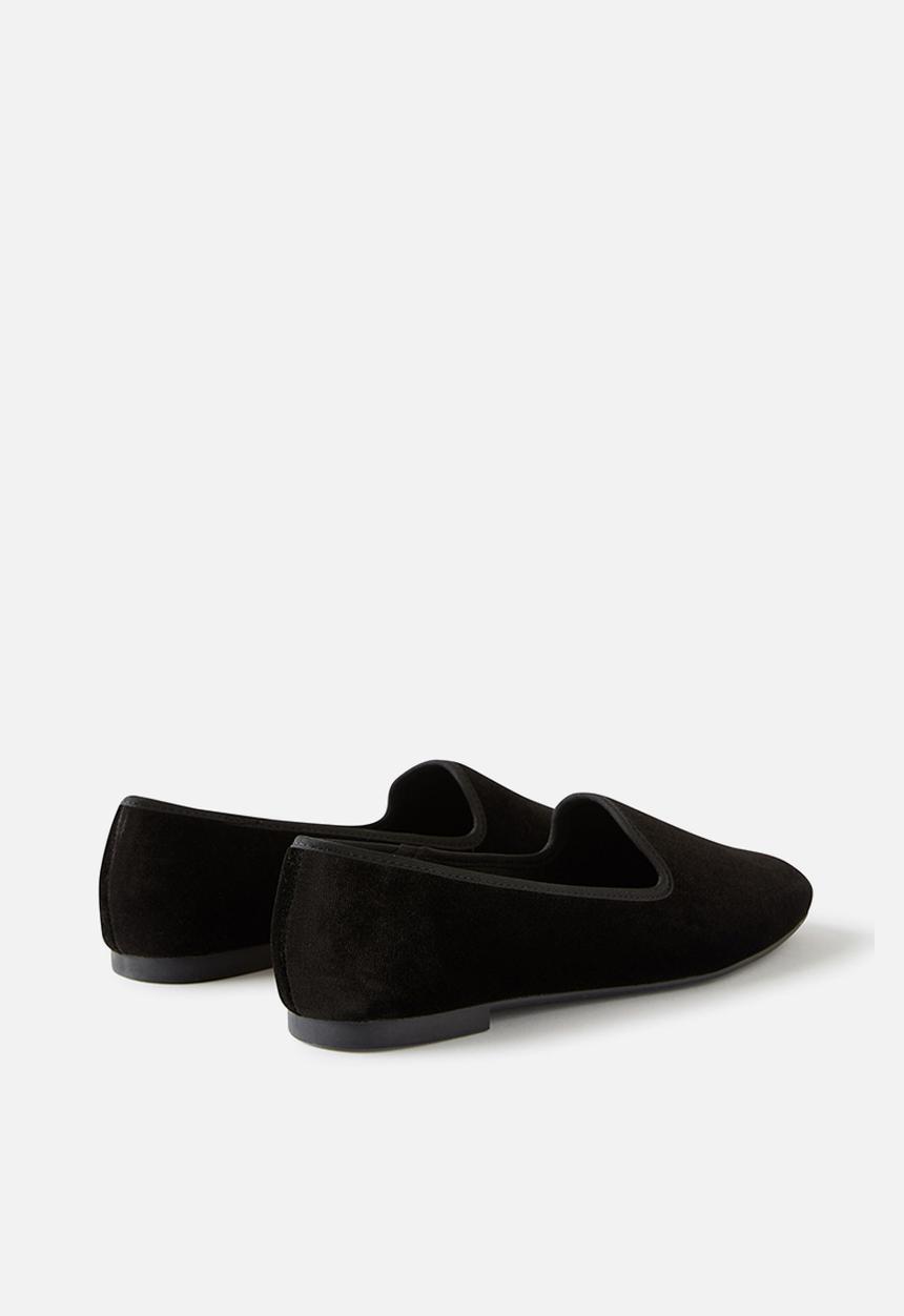 Cotton On - Sophie Slipper Cut Loafer - Black Velvet