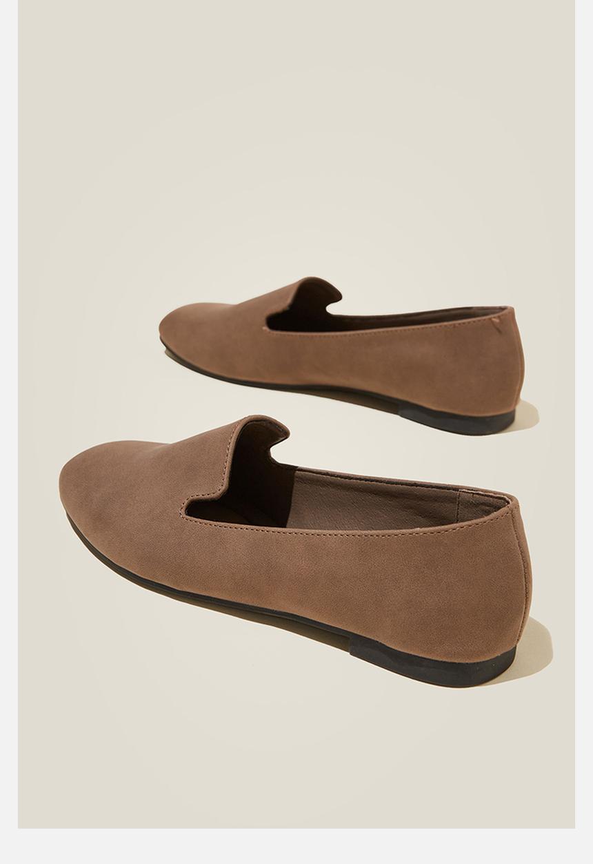 Cotton On - Sophie Slipper Cut Loafer - Choc Nubuck