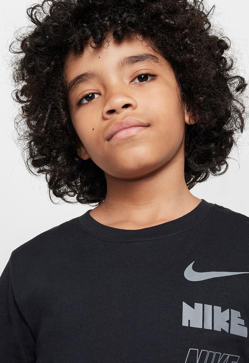 Nike - Nike Sportswear Logo Tee