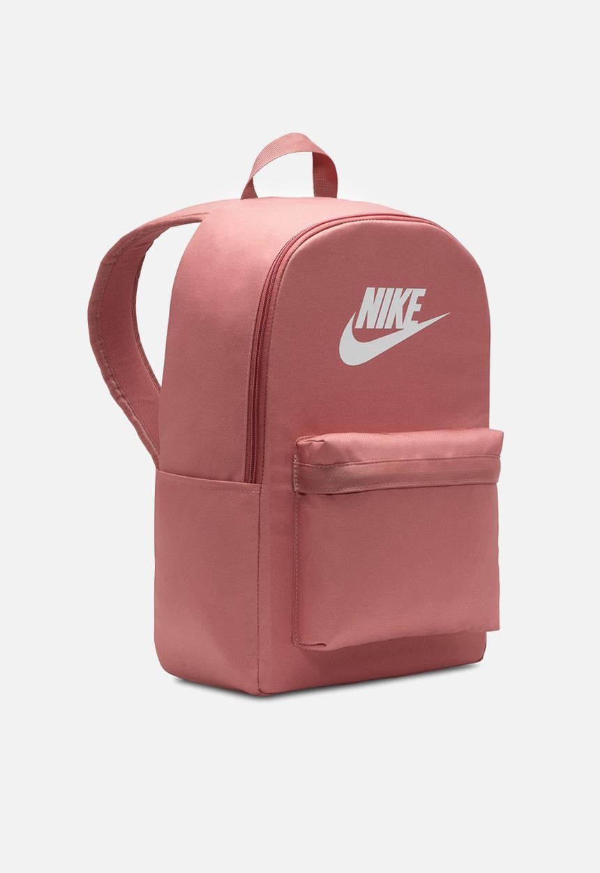Nike - Nike Heritage
