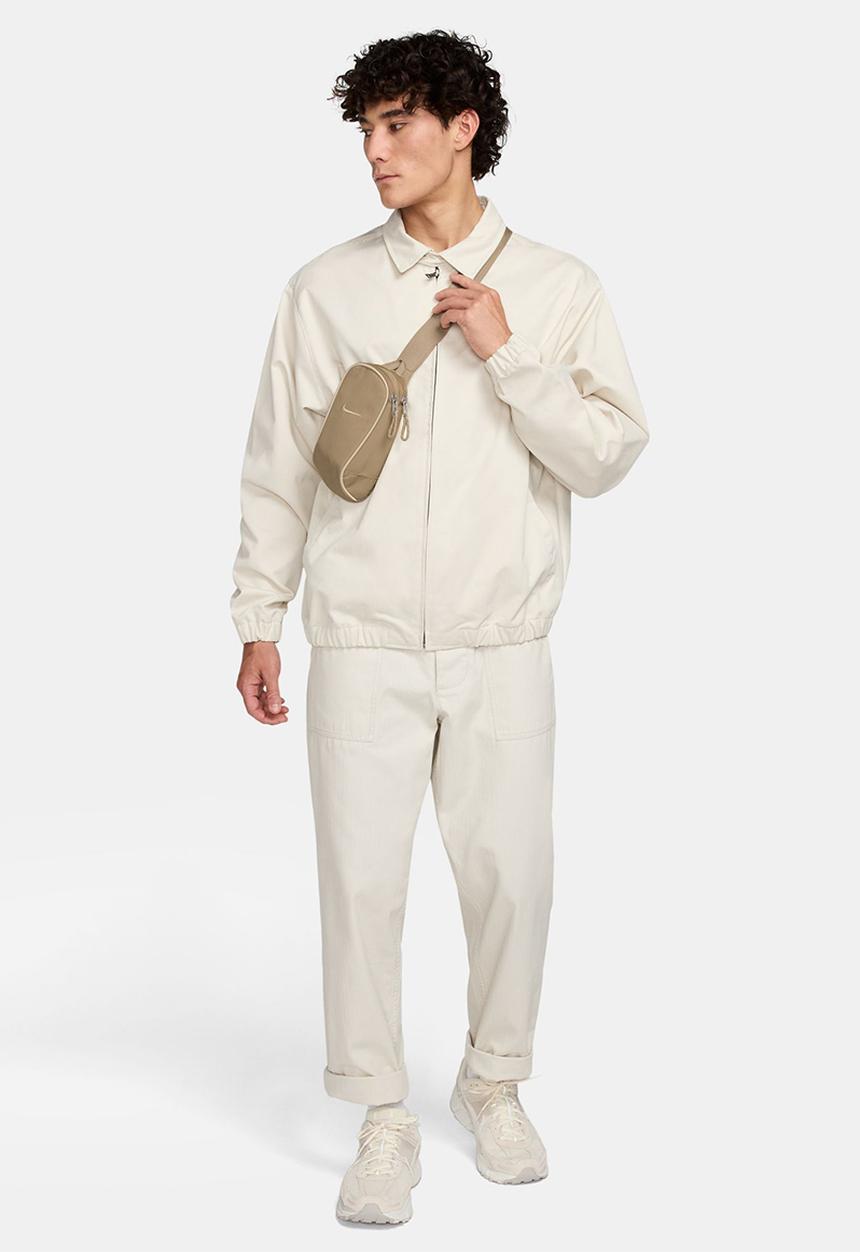 Nike - Nike Sportswear Essentials