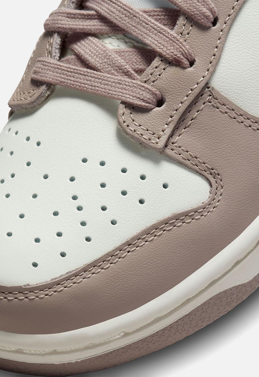 Nike - Dunk Low