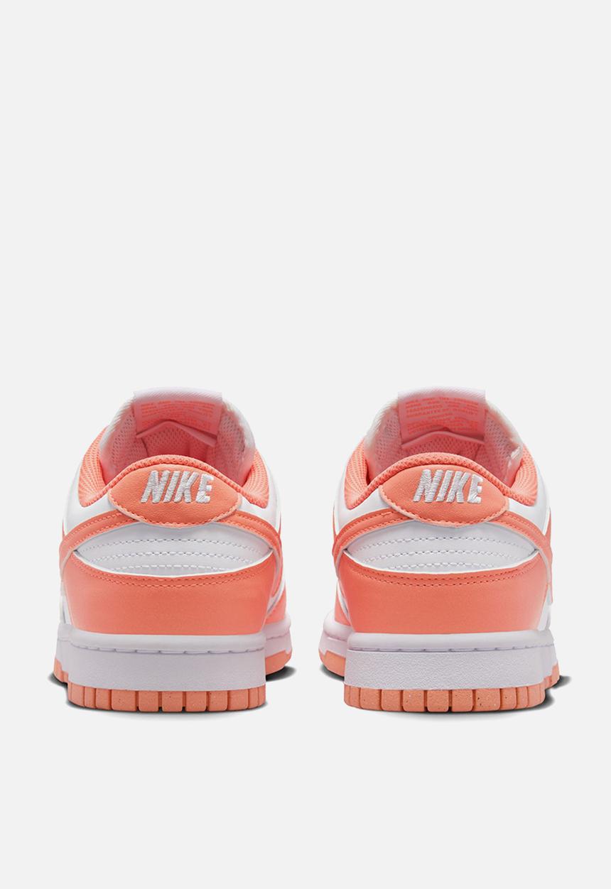 Nike - Dunk Low