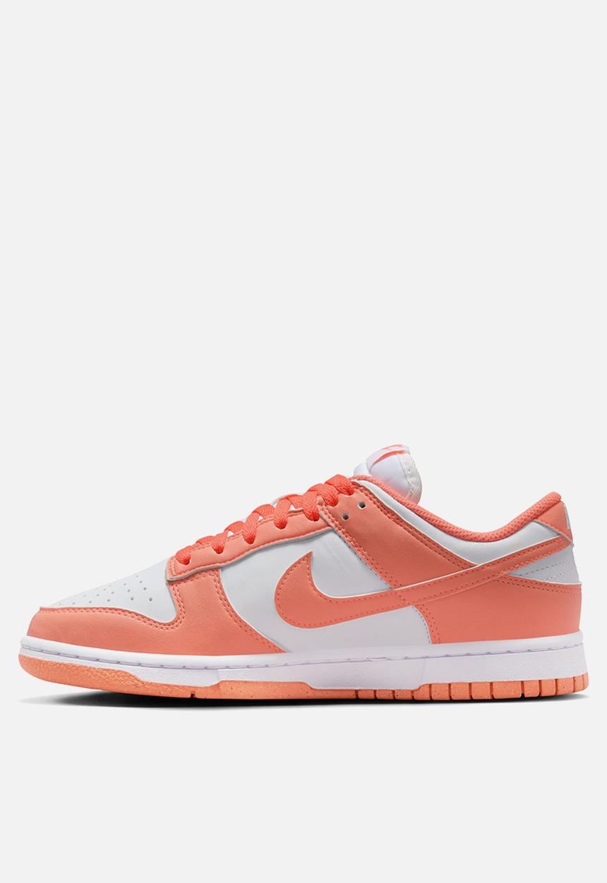 Nike - Dunk Low
