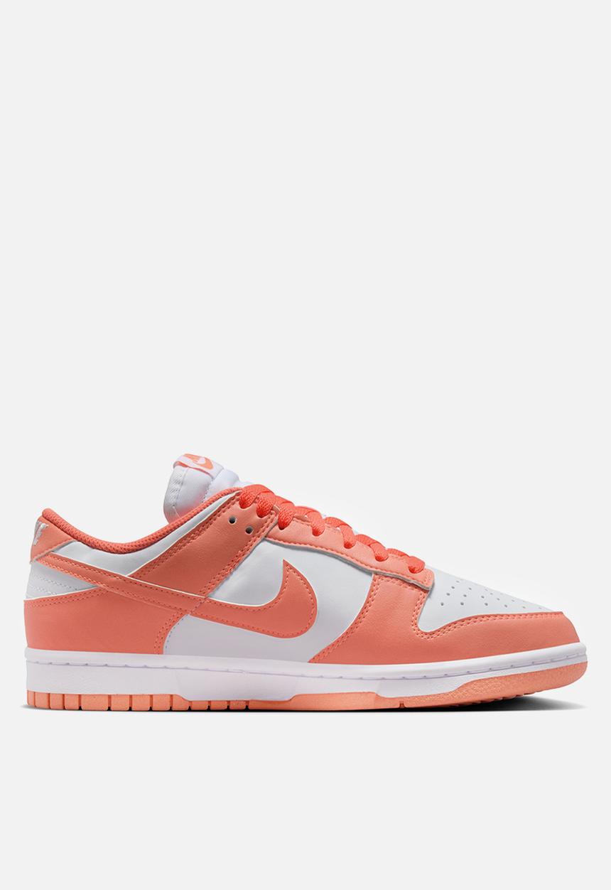 Nike - Dunk Low