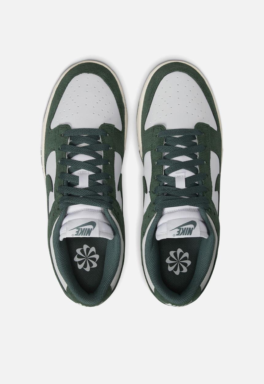 Nike - Dunk Low