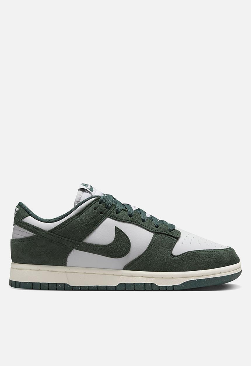 Nike - Dunk Low