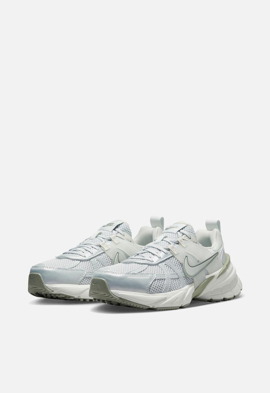 Nike - Nike V2K Run