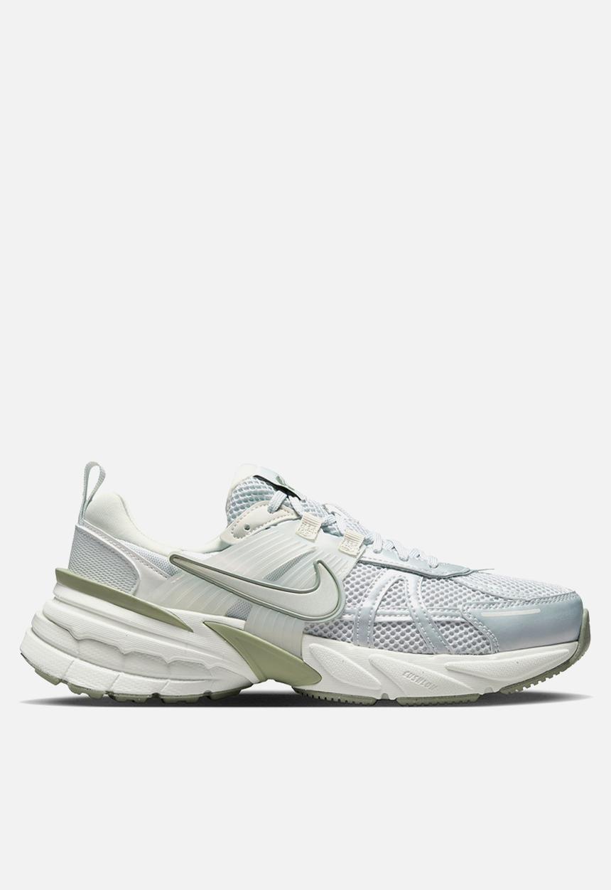 Nike - Nike V2K Run