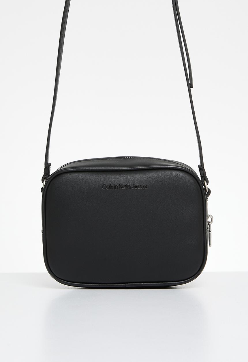 Calvin Klein - Sculpted camera bag18 mono - black/sharp green