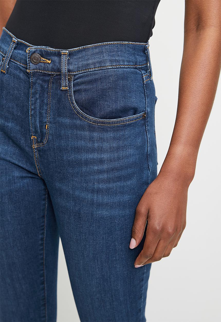 Levi’s® - Curvy Hirise Superskinny - Blue Wave Dark