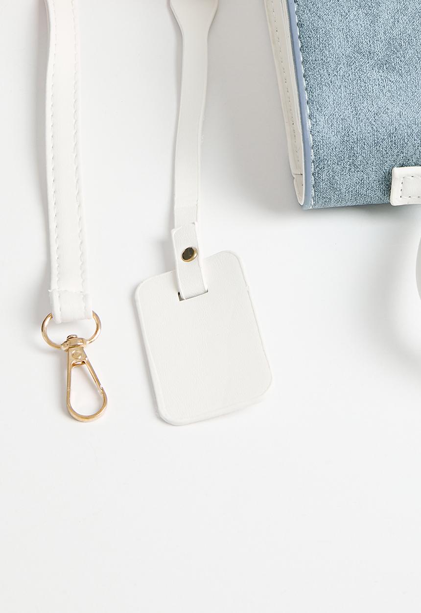 Superbalist - Denim patchwork bag - blue & white