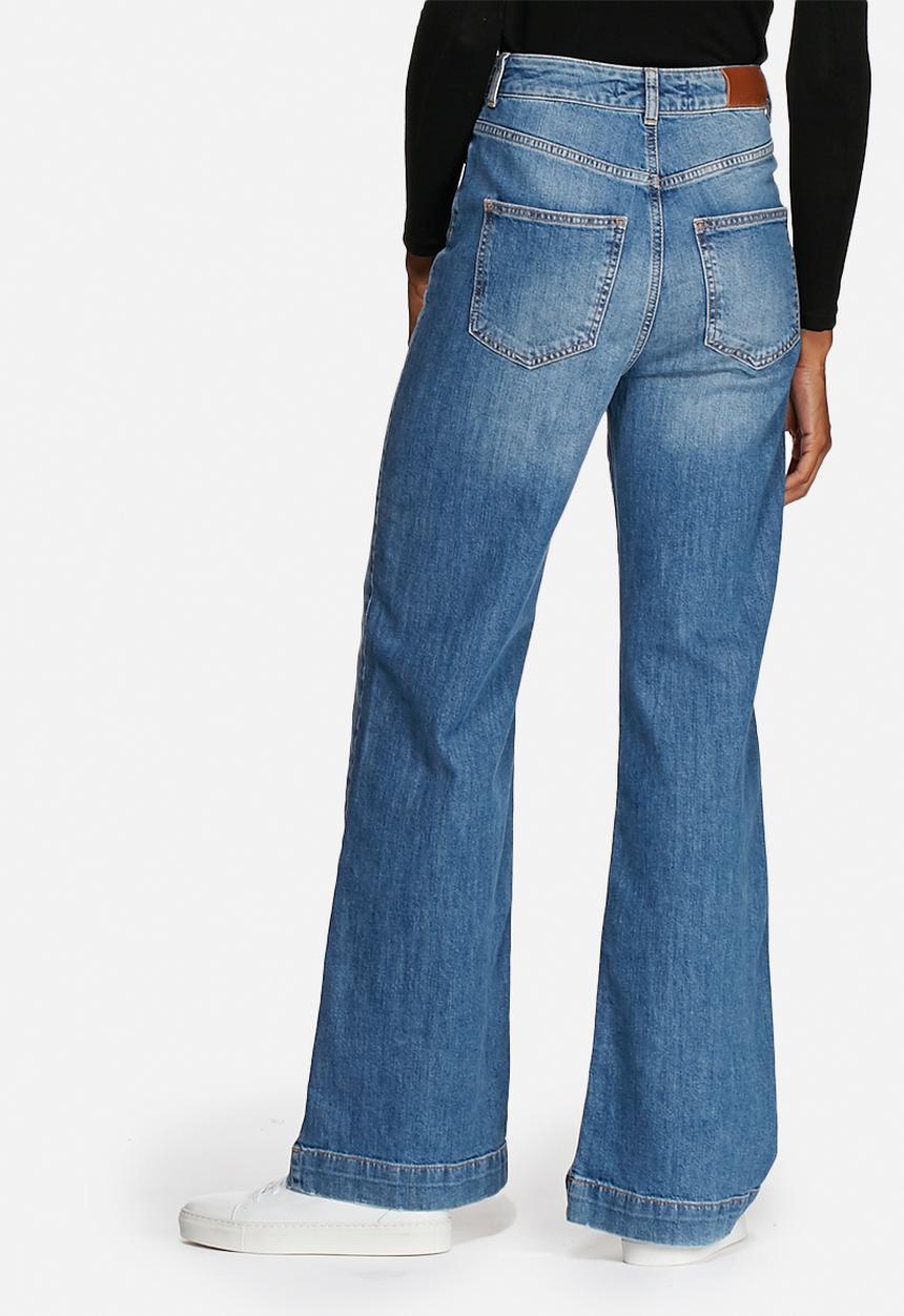 Noisy May - Ellen Flare Jeans
