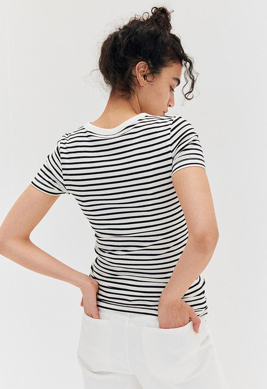 H&M - Mama ribbed top - white & black striped