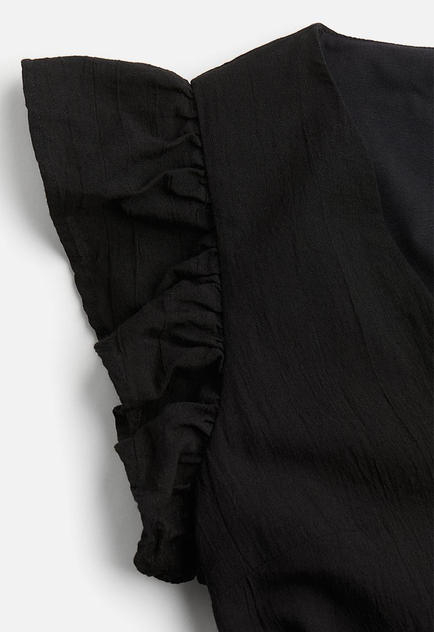 H&M - Flutter-sleeved throw-on dress - black