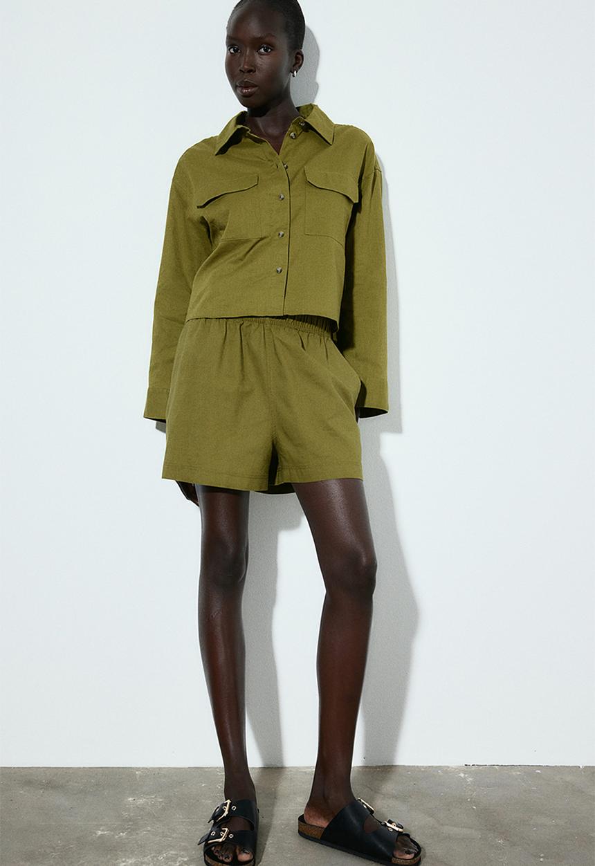 H&M - Linen shorts - olive green