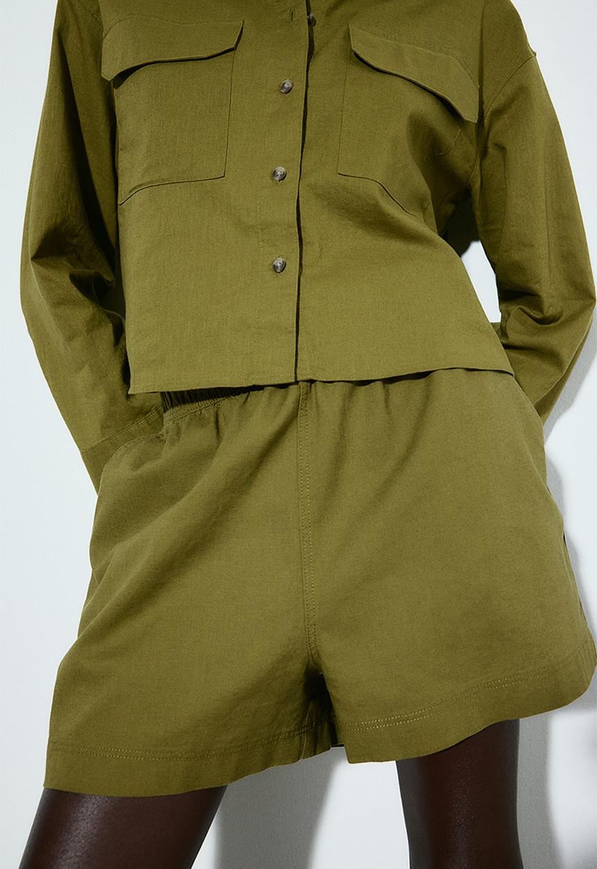H&M - Linen shorts - olive green