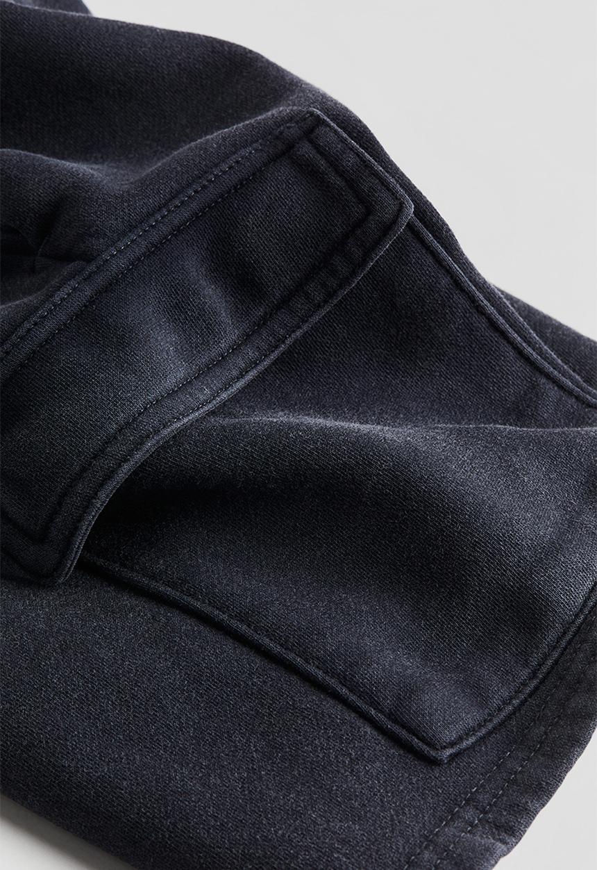 H&M - Washed-look cargo sweatshorts - dark grey