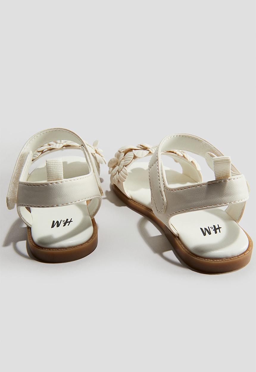 H&M - Appliquéd sandals - white flowers 