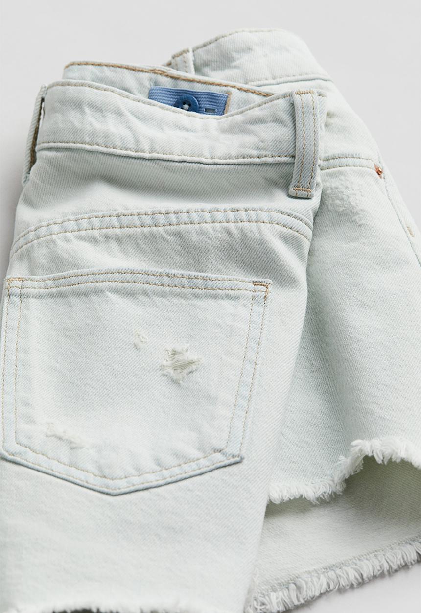 H&M - Denim shorts - pale denim blue 