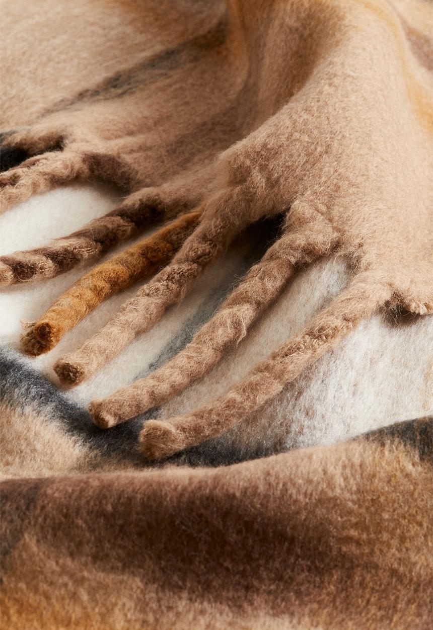 H&M - Patterned blanket - dark beige checked