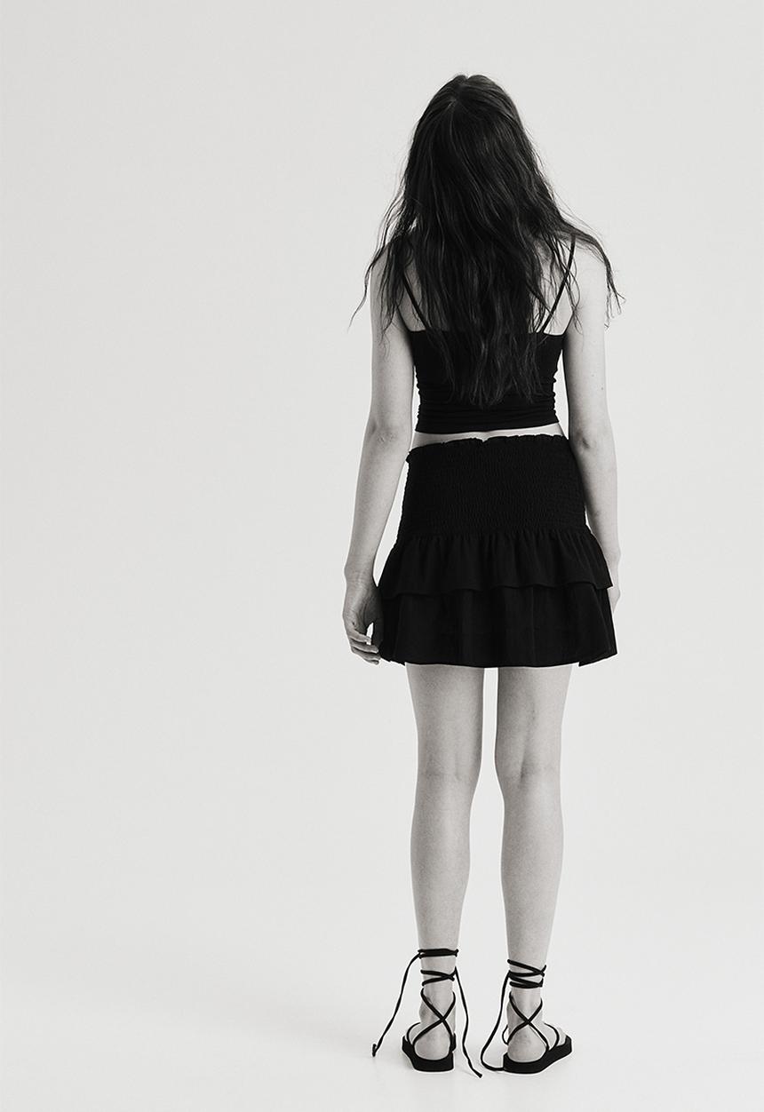 H&M - Smocked-waist tiered skirt - black