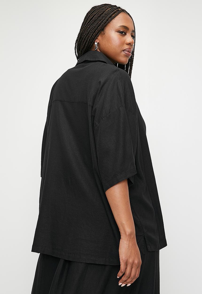 Cotton On - Plus Haven Short Sleeve Shirt - Black