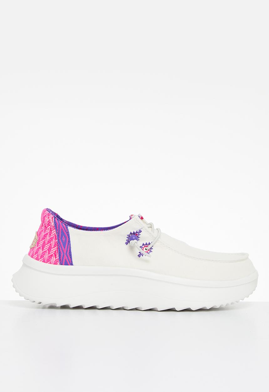 Hey Dude - Wendy Peak Chambray Woven Slip-On - White/Pink