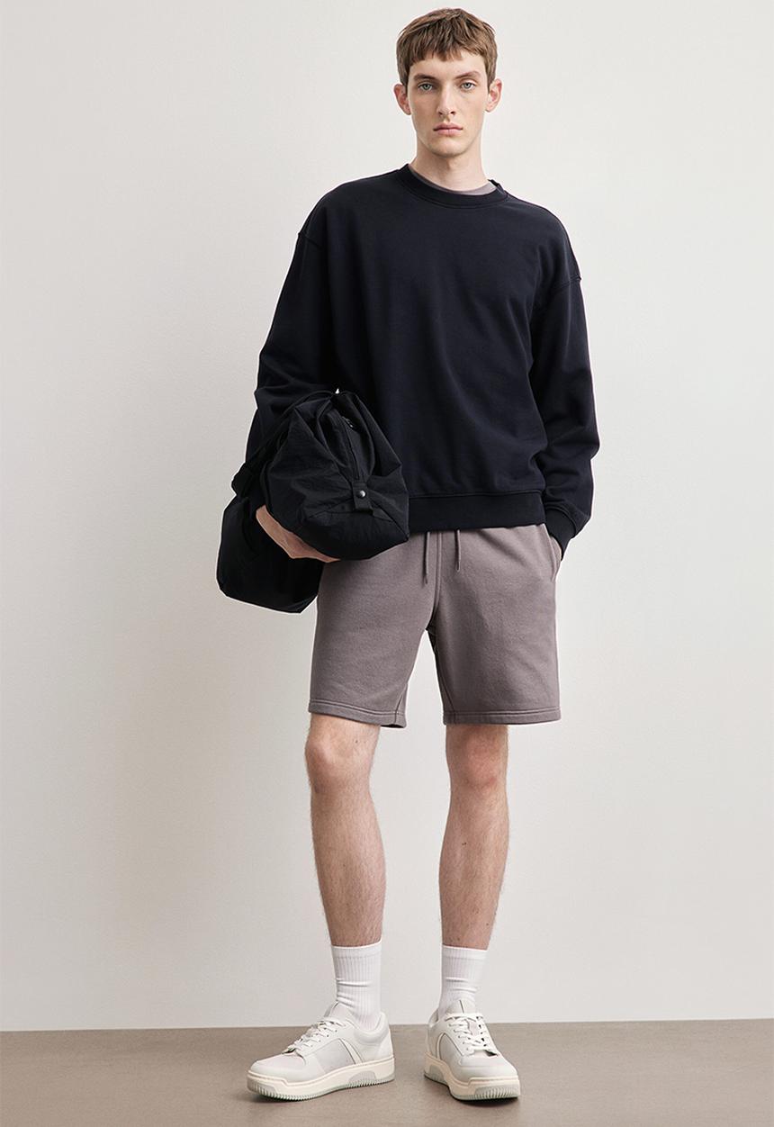 H&M - Regular fit sweatshorts - dark greige 