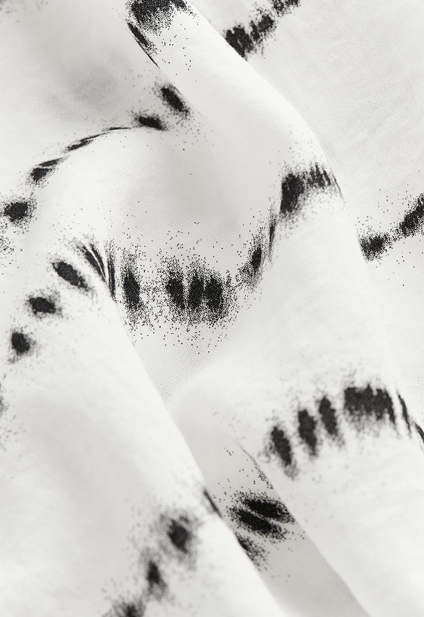 H&M - A-line throw-on dress - white & patterned