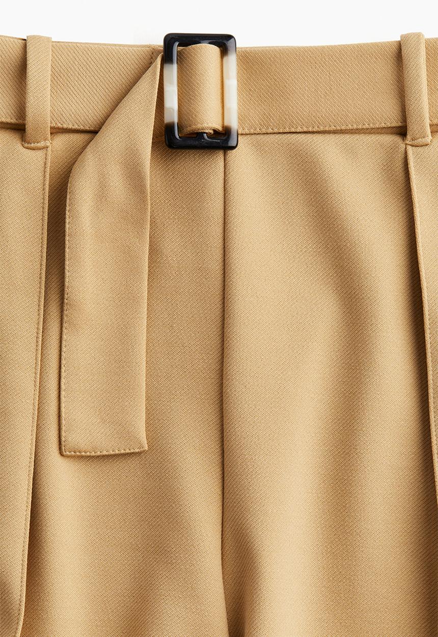 H&M - Belted pull-on shorts - beige