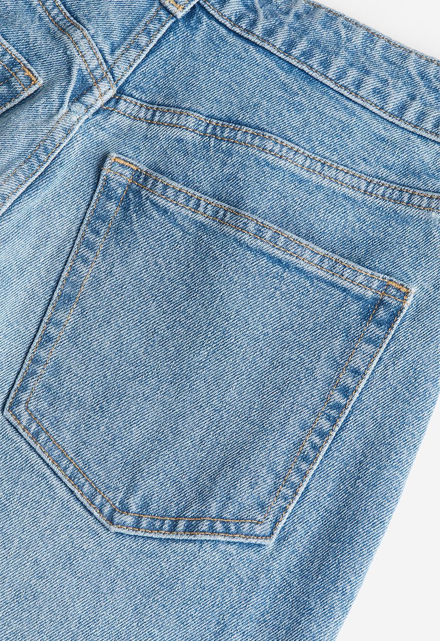 H&M - Slim mom high ankle jeans - light denim blue
