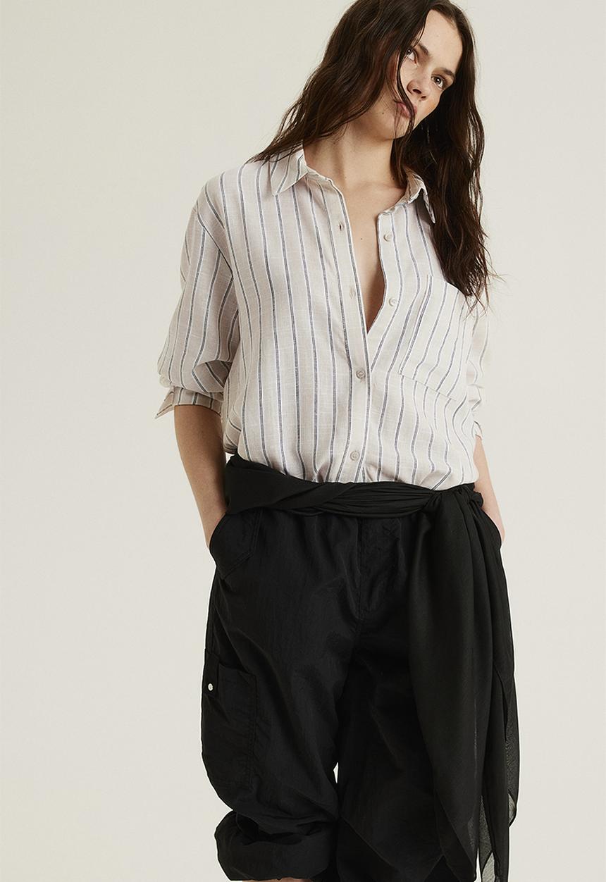 H&M - Linen-blend shirt - light beige striped