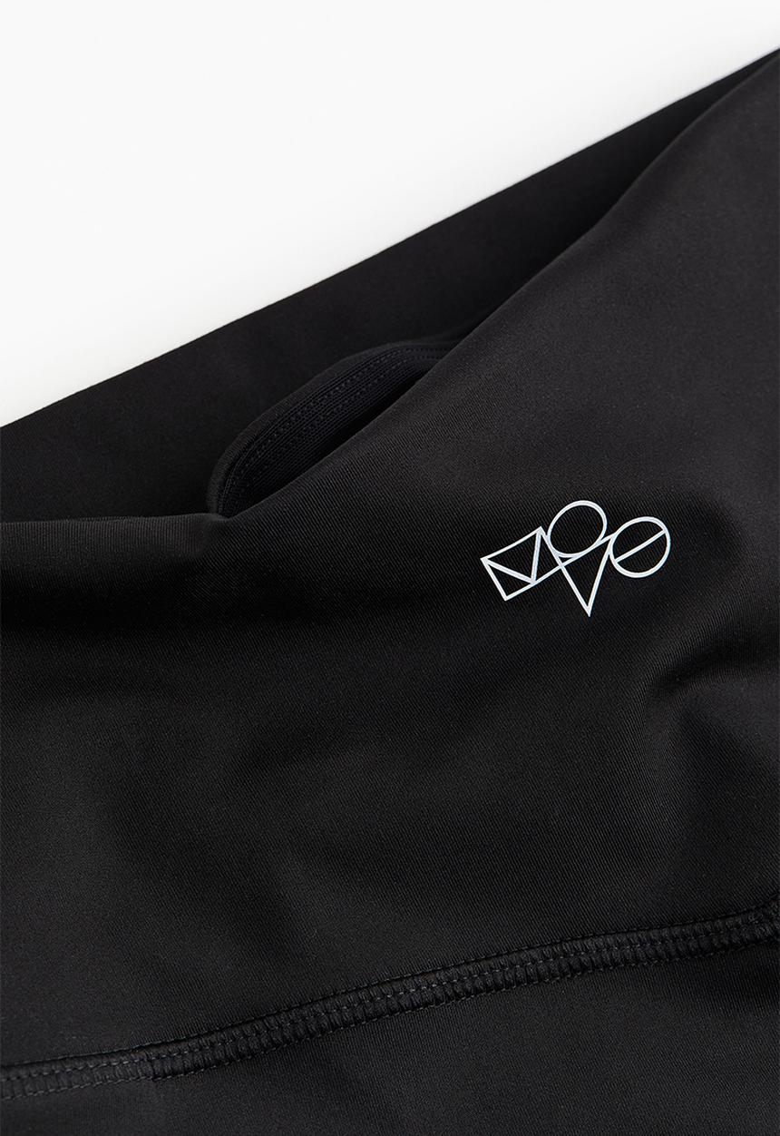 H&M - Drymove™ sports hotpants - black