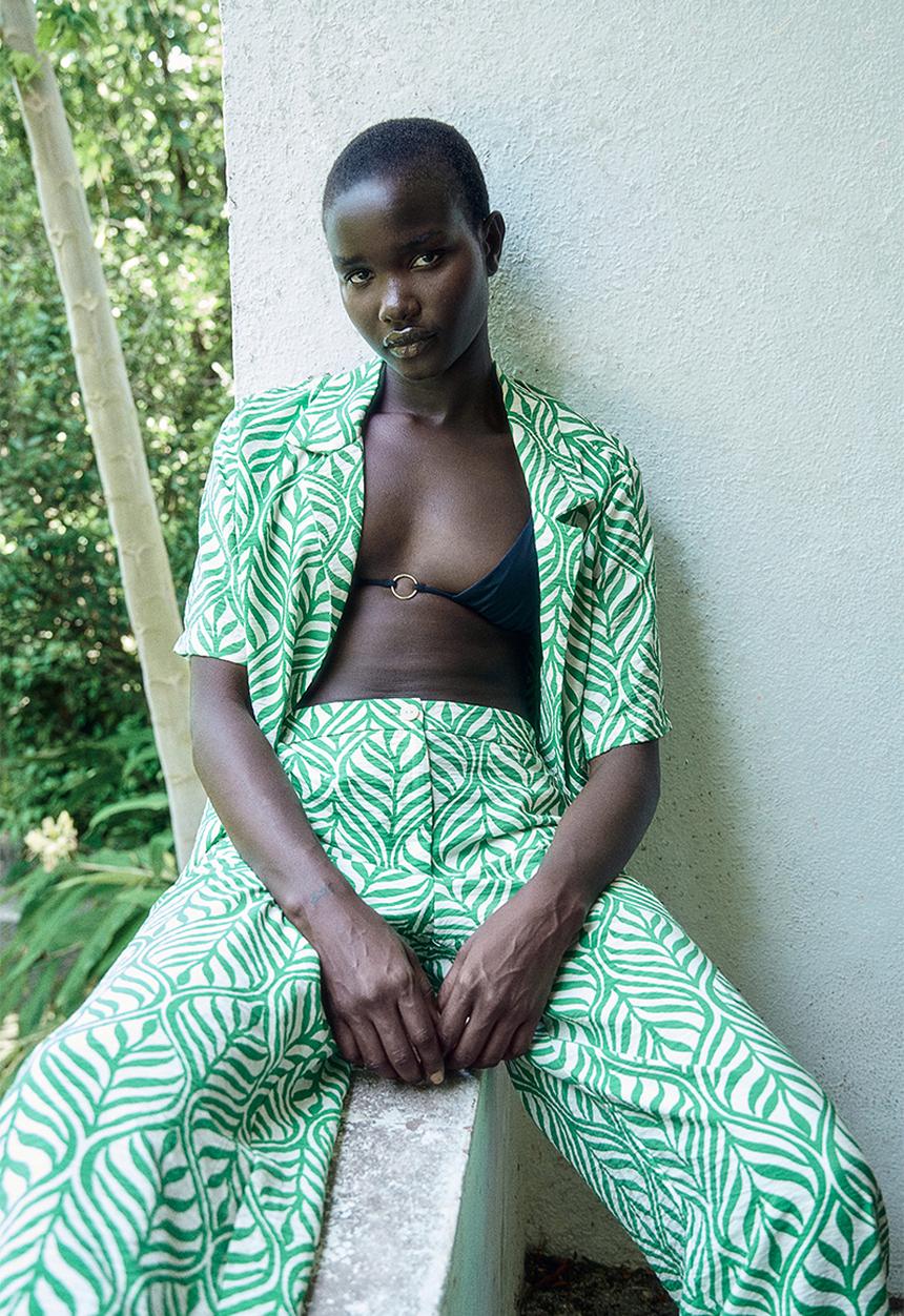 H&M - Wide trousers - green leaf patterned 