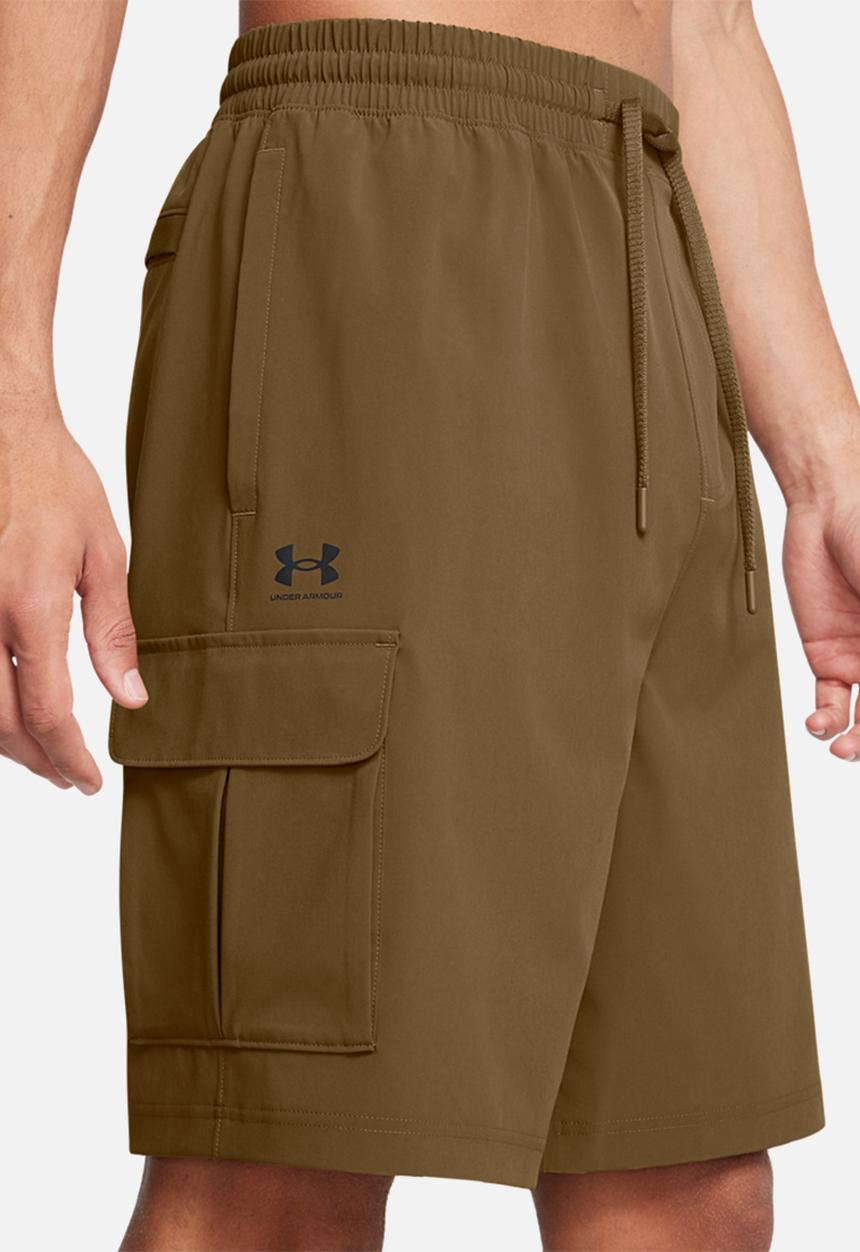 Under Armour - UA Vibe Woven Cargo Short - Coyote