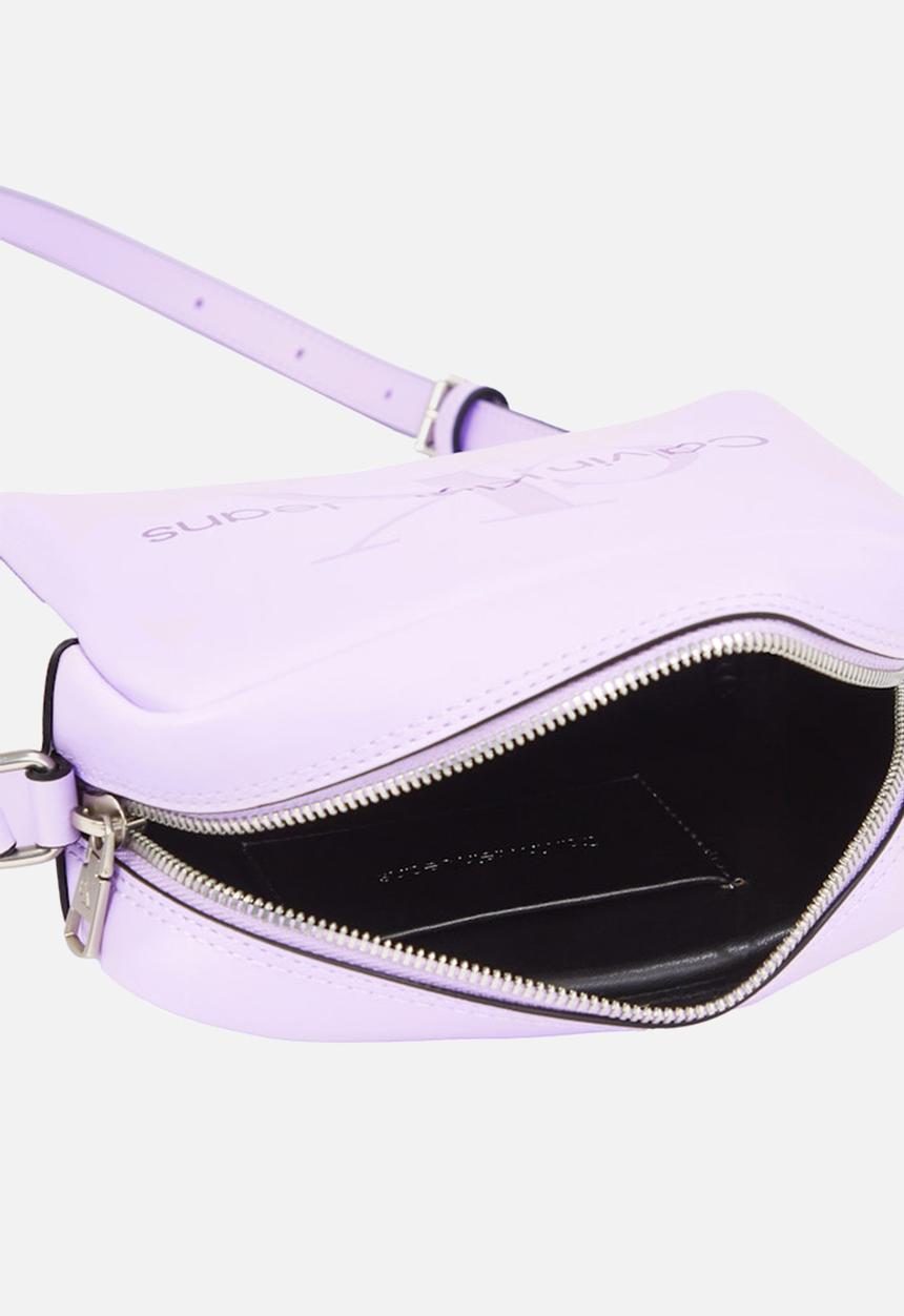 Calvin Klein - Scuplted camera bag - pastel lilac