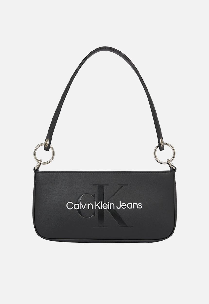 Calvin Klein - Scuplted shoulder bag - black