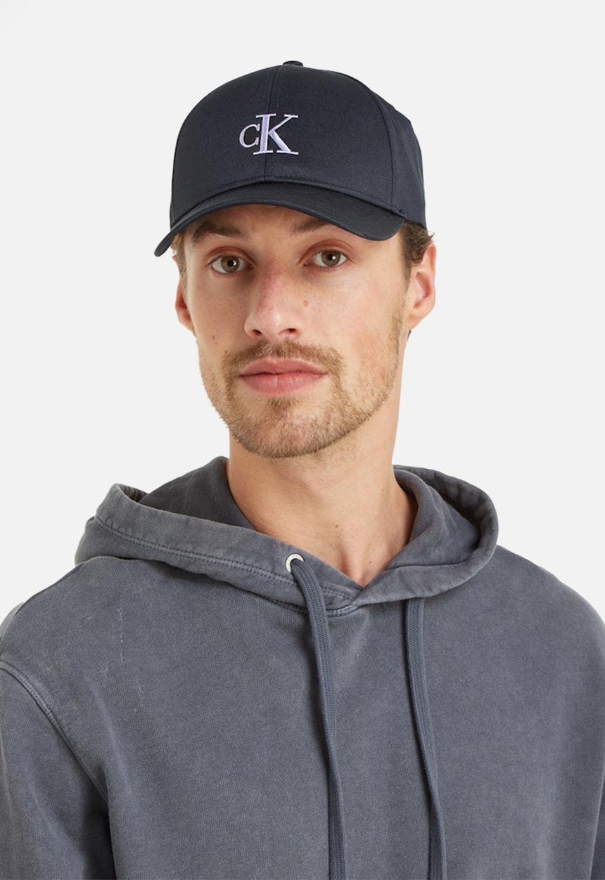 Calvin Klein - Monogram embro cap - black/pastel lilac