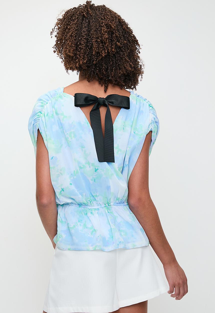 MILLA - Printed sheer back tie top - blue floral