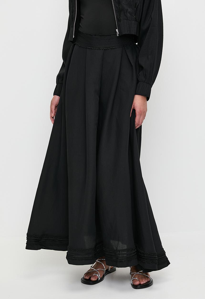 MILLA - Co-ord embroidered skirt - black