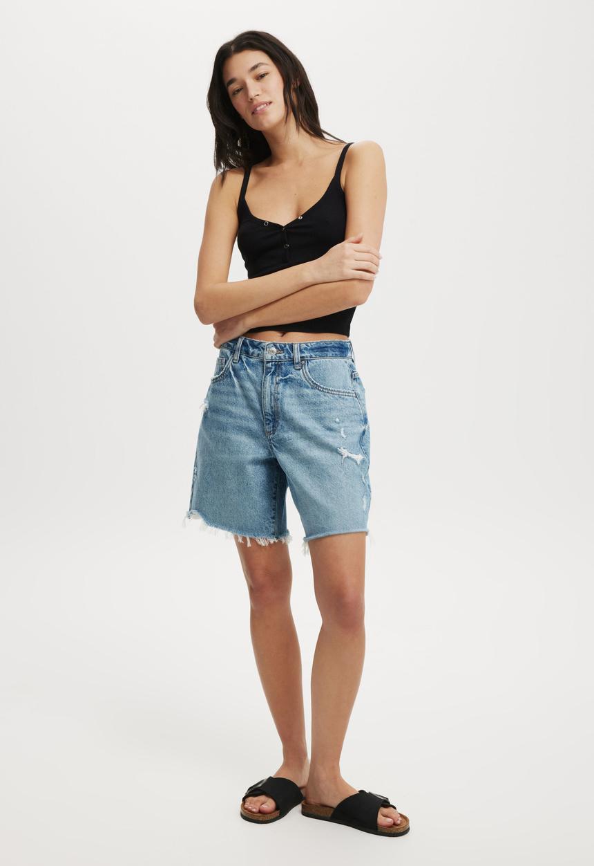 Cotton On - Relaxed Denim Short - Blue Haze Rip